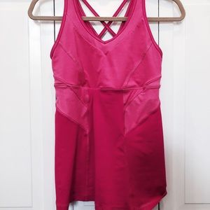 Lululemon pink tank top with built in bra!